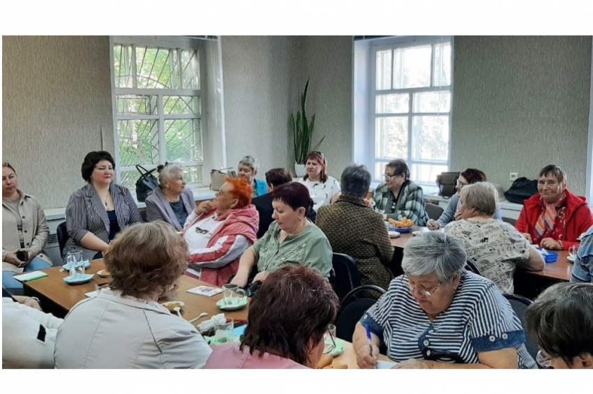 В Самарской области председатель местного отделения АЮР рассказала ветеранам о способах получения бесплатной юридической помощи